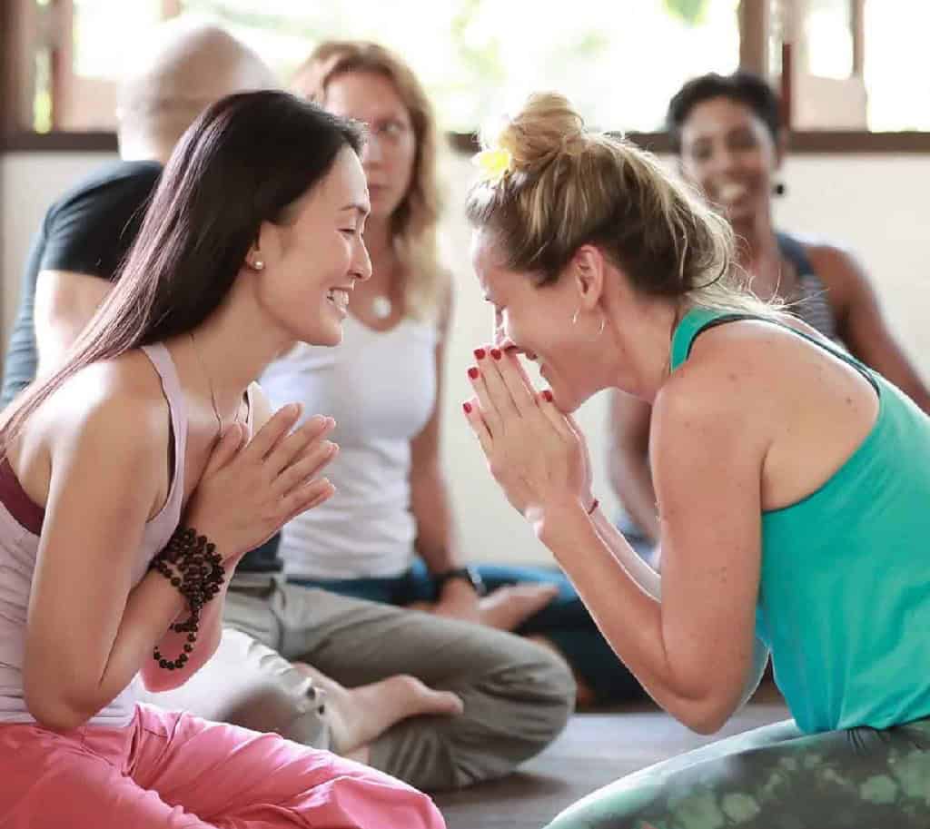 Axelle Roucou Serial Yogger Professeur de Yoga