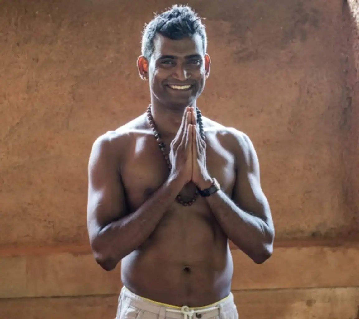 Serial Yogger Retraite en Inde